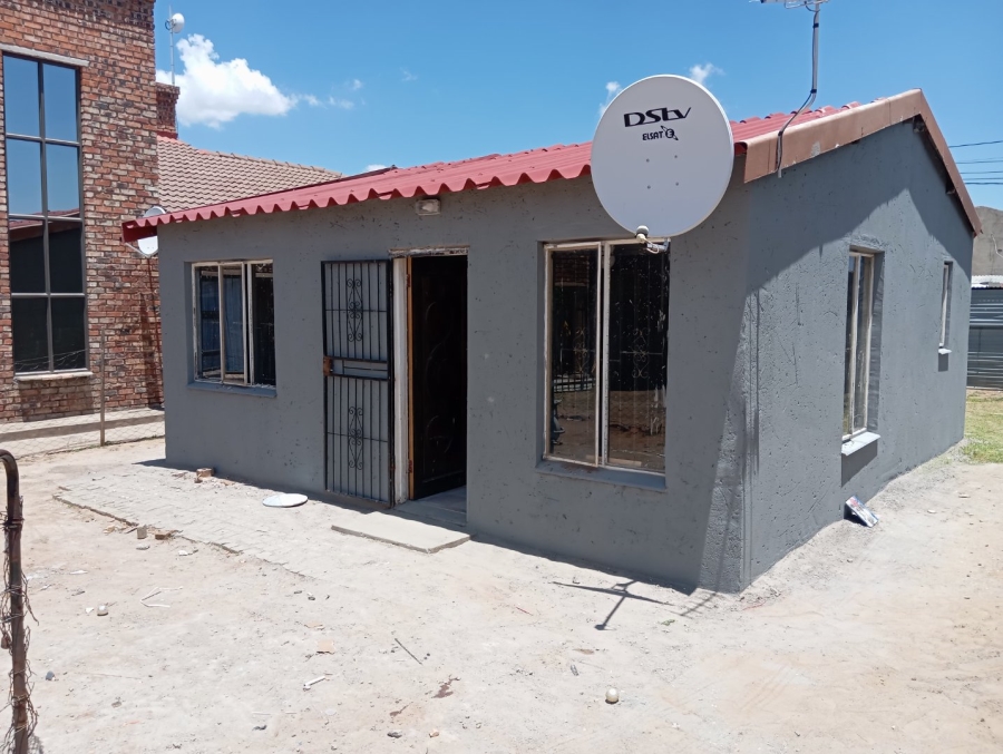 2 Bedroom Property for Sale in Blomanda Free State
